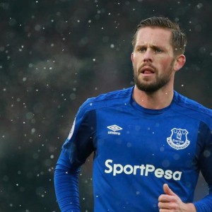 意甲赛场现罕见误判，主裁混淆维罗纳与乌迪内斯球衣颜色，VAR介入难挽争议